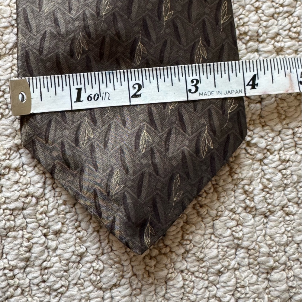 Robert Talbott Brown Tan Subtle Leaf Pattern Clas… - image 6